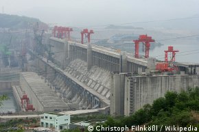 Drei-Schluchten-Damm (im Bau)