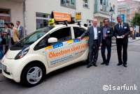 Erstes Elektrotaxi in M&uuml;nchen: Der Mitsubishi iMiEV